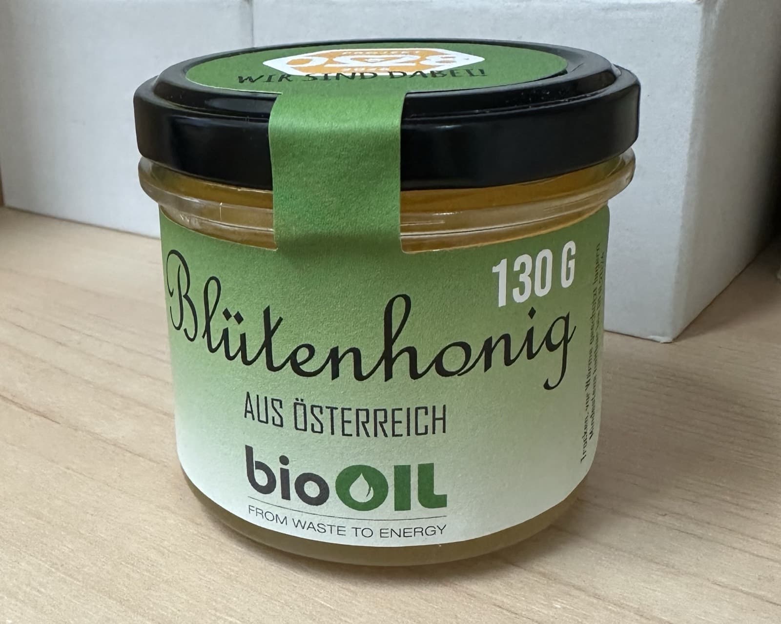 Bee-O-Oil Honig: BIO OIL unterstützt Bienenschutz